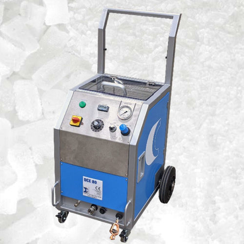 Machine de nettoyage cryogénique manuelle - DCE 80 - DCA Deckert Anlagenbau GmbH - mono-tuyau / pour le nettoyage / pour enlèvement de peinture