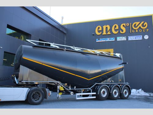Remorque citerne - 29 M³ - lider trailer - de ciment / à 3 essieux / avec freinage à inertie