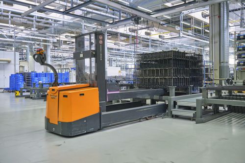 Chariot de chargement - Genkinger-bAKA Genkinger GmbH - d'atelier / en métal / pour l'industrie