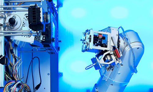 Testeur de communication - GÖPEL electronic GmbH - pour applications automobiles