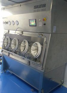 Isolateur de confinement pour tests de stérilité - SV series - HANGZHOU GEEVO TECHNOLOGY CO., LTD. - classe III / aseptique / sur pied