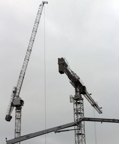 Grue montée sur camion - SLH 205R - Gruas Saez - à flèche relevable / pour chantier / de levage