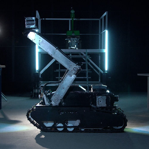Robot d'inspection à chenilles - TUPÃ Ex - Instor - avec éclairage à LED / miniature / d'intérieur