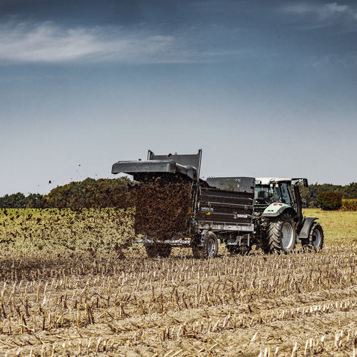 Gravillonneur intégré - Superfex 700 - Farmtech