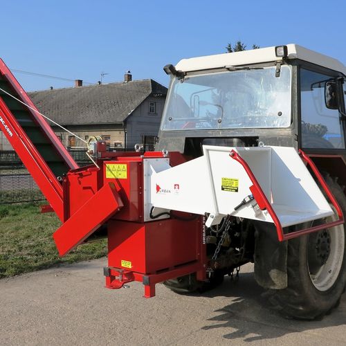 Fendeuse de bûches - TR75 D2,6 - URBAN KOVO s.r.o.