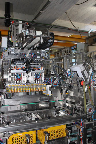 Encaisseuse pour pick and place - Technica International - automatique / en bouteille / bouteille