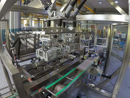 Encaisseuse / embarquetteuse horizontale - Technica International - automatique / de seaux / pour bouteilles