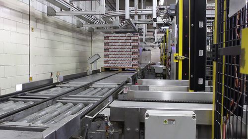 Navette de transfert pour palettes - Technica International - avec convoyeurs motorisés