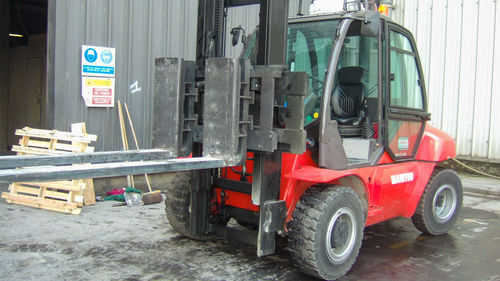 Tablier à déplacement latéral pour chariot élévateur - T151P-C - KAUP GmbH & Co.KG