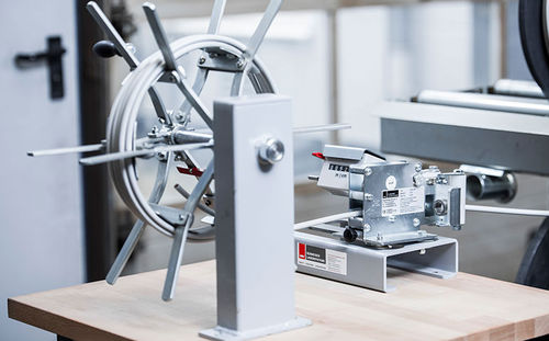Instrument de mesure de longueur de câble - eska Schneider Lagersysteme GmbH