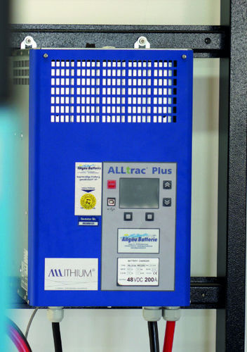 Chargeur de batterie à pose murale - Allgäu Batterie GmbH & Co. KG - lithium-ion / ISO / automatique