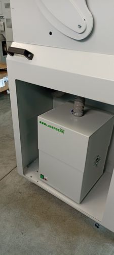 Aspirateur de fumée stationnaire - MELTEM SMALL - LASERBERG TECH SRL - laser / à filtre au charbon actif / avec filtre HEPA
