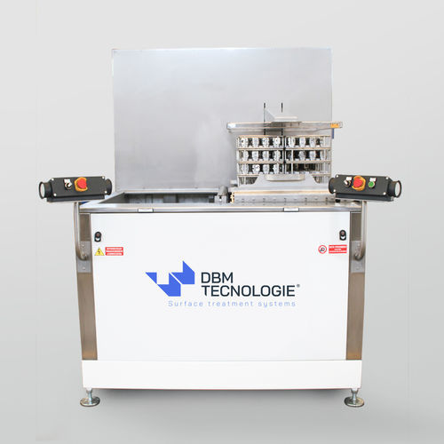 Cuve d'essorage à liquide hydrofuge - D.B.M. TECNOLOGIE SRL - de pièces