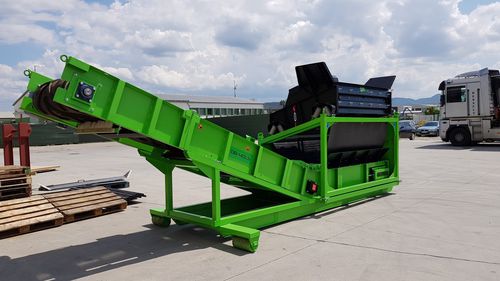 Crible pour chantier de construction - DB-40LS - dbe.sk - mobile / vibrant / pour produits en vrac
