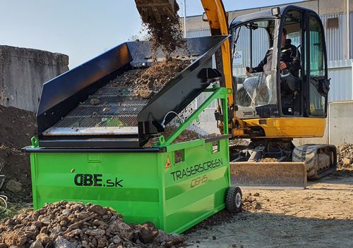 Crible pour chantier de construction - DB-15 - dbe.sk - mobile / vibrant / pour produits en vrac