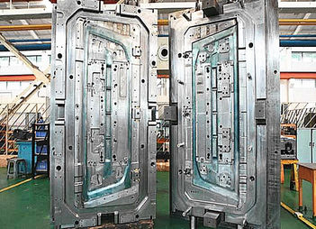 Injection plastique thermoplastique - ERBIWA MOULD INDUSTRIAL CO.,LTD. - ABS / en POM / PMMA