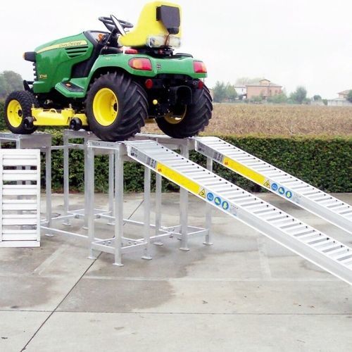 Rampe de chargement pour camion - 55 - DEFINITIVE CLM SRL - pour transpalette / de transport / pour constructions