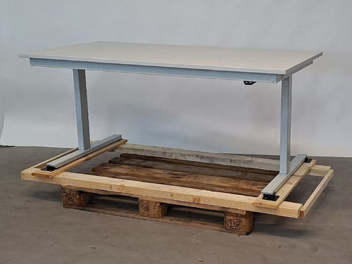 Établi en acier - 08-AT-150-080-M-Sch - RAU - pour atelier / à hauteur réglable / électrique