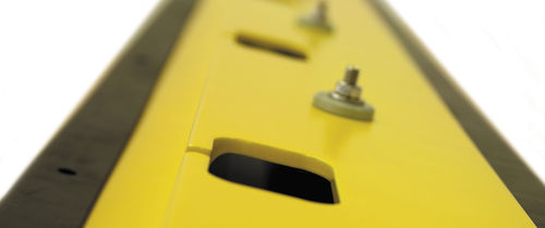 Anodisation dure - TECMA ALUMINIUM S.L - alliage d'aluminium / pour applications ferroviaires / pour le transport