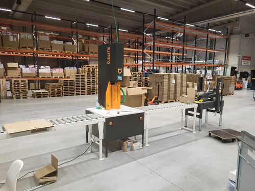 Machine d'emballage pour réduction de hauteur de caisses américaines - Cubilette type C4-GF - Durrenberg - semi-automatique / en continu / pour réduction de hauteur de caisse