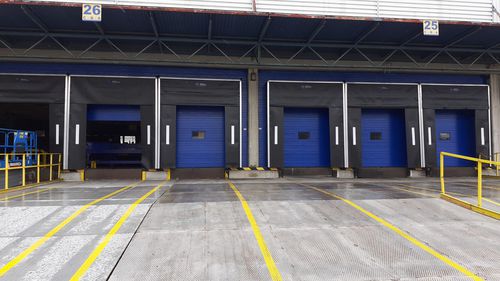 Abri de stockage industriel - PUERTAS SECADES