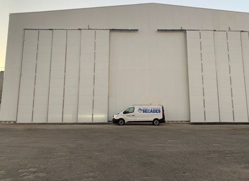 Porte de hangar - Sliding Hangar Door - PUERTAS SECADES - coulissante