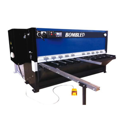 Cisaille guillotine - GTS - COLLY BOMBLED - hydraulique / à tôle / automatique