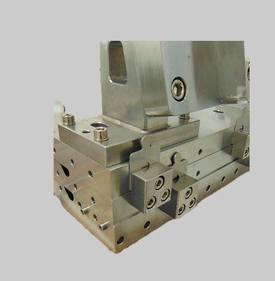 Filière d'extrusion à lèvre flexible - Precision Die Systems - multistrates