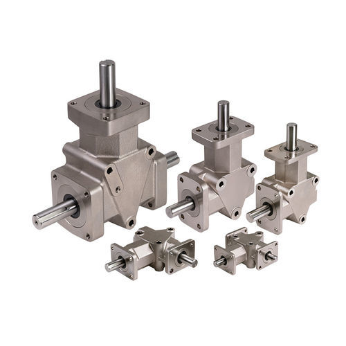 Réducteur à couple conique - Crown Right Angle Gearbox IP65 - ZERO-MAX Europe - orthogonal / à arbre plein / à arbre cannelé