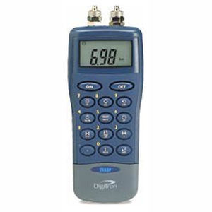 Manomètre numérique - 2000 Series - Digitron Italia srl - IP67 / pour applications HVAC / avec acquisition de données
