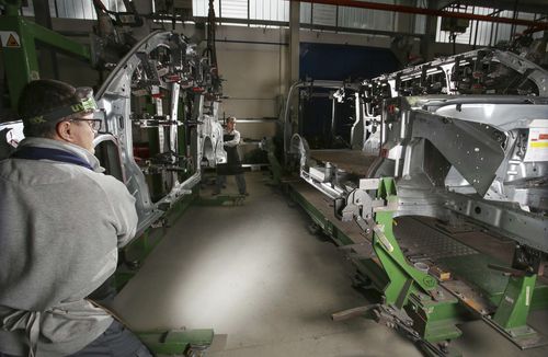 Assemblage pour l'industrie automobile - CECOMP D.O.O. - pour prototypage