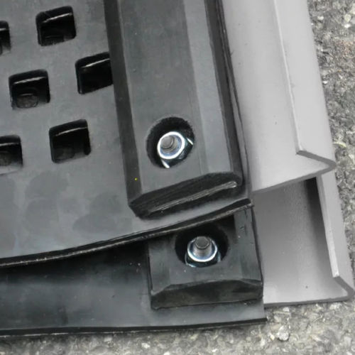 Crible pour le recyclage - Sovatec srl - en tôle perforée