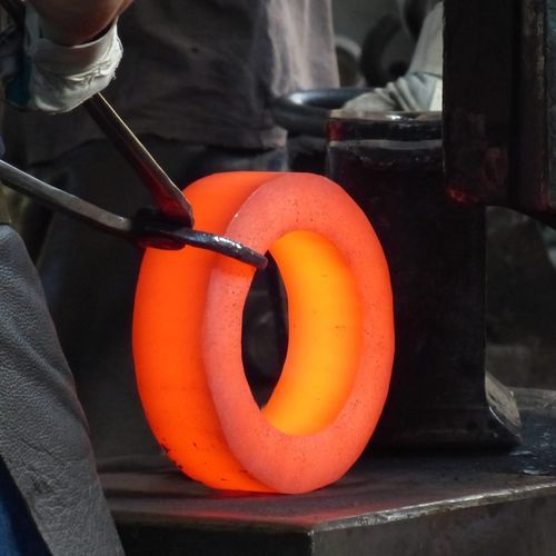 Forge à chaud - L'UNION DES FORGERONS - acier carbone / acier / acier inoxydable