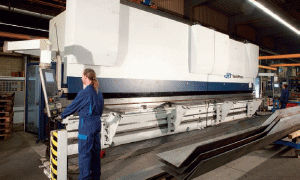Pliage de tôle avec presse - CIL - CONSTRUCTEUR INDUSTRIEL LAMBERT - pour applications ferroviaires / EN 1090 / ISO 9001