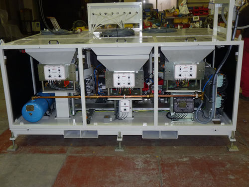 Trémie de distribution - IDEATEC - vibrante / pour composants de moteur / pour la distribution électrique
