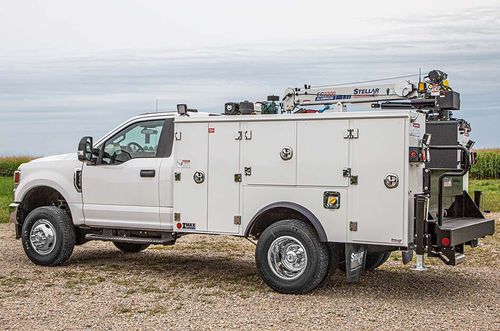 Camion grue - TMAX™ 16k series - Stellar Industries - à moteur thermique / tout terrain / pour façade d'immeuble