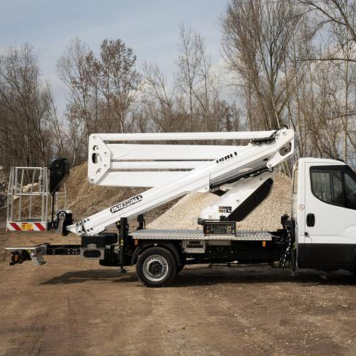Nacelle articulée sur camion - PNT 220 NLX - KLUBB - hydraulique / diesel / d'extérieur