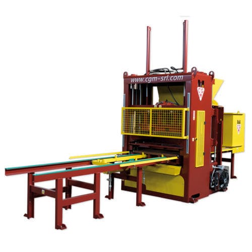 Machine de fabrication de blocs en béton - K6SR - C.G.M. S.r.l. - mobile