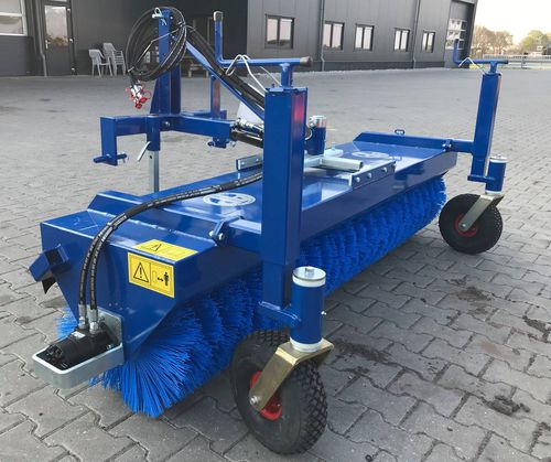 Balayeuse autoportée - VHT series - AP Machinebouw B.V. - pour chariot élévateur / pour chargeuse / hydraulique