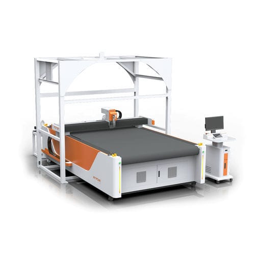 Machine de découpe à lame oscillante - HTY - Jinan Red Sun CNC Equipment Co., Ltd. - pour textiles / pour moquette / CNC