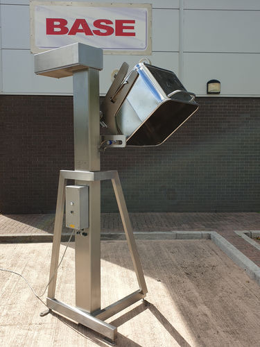 Basculeur électrique - BTM/300/1800/B - Base Handling Products Limited - pour bacs / en acier inoxydable