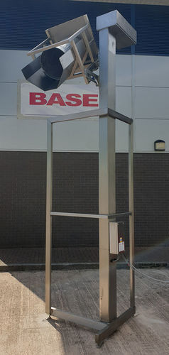 Basculeur de poubelle électrique - BTM/200/3200/B - Base Handling Products Limited