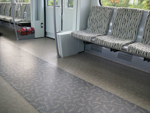 Revêtement de sol pour train en composite - TRAVELLER CLASSIC LN - Gerflor - à coller / auto‑adhésif / résistant au glissement