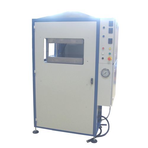 Presse électronique - SCAMEX - de test / pour le collage / de pièces en composites renforcés fibre de carbone (PRFC)