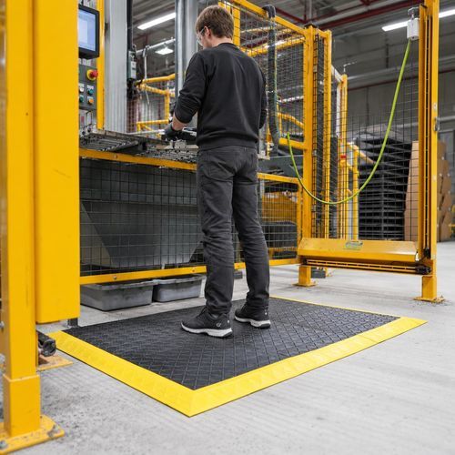 Dalle de sol en PVC - H1 series - Rebourne - en plastique recyclé / antidérapante / résistante à l'huile