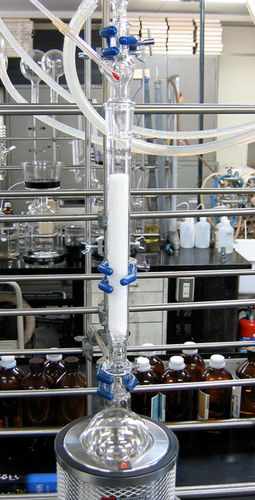 Colonne de distillation en verre borosilicaté - KIRIYAMA GLASS WORKS CO.