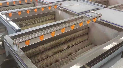 Laveuse de légumes - Henan Hongtu Machinery Manufacturing Co., Ltd. - de pommes de terre / de tubercules / à brosse