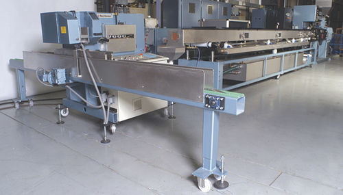 Ligne d'extrusion 6 couches - Davis Standard Extrusion Systems - de tubes / de profilés / pour PVC