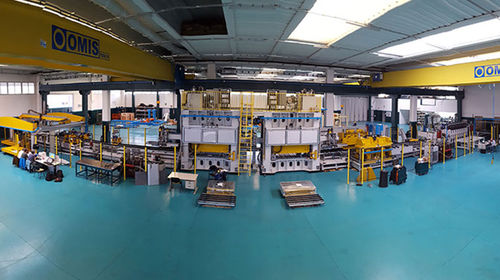 Machine de formage de porte - COMI GROUP - de métal / pour acier inoxydable / automatique