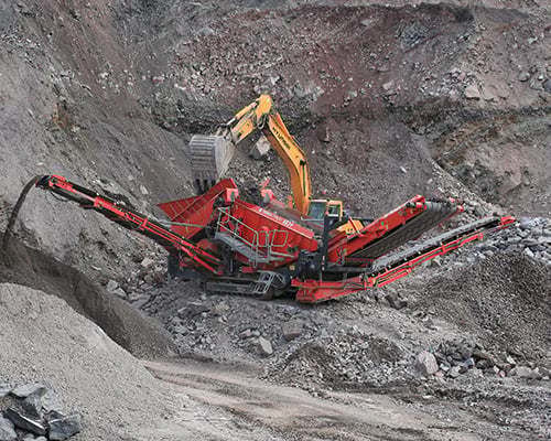 Crible à criblage sec - 883+ - TEREX Mobile Processing Equipment - pour chantier de construction / pour mine / pour le recyclage